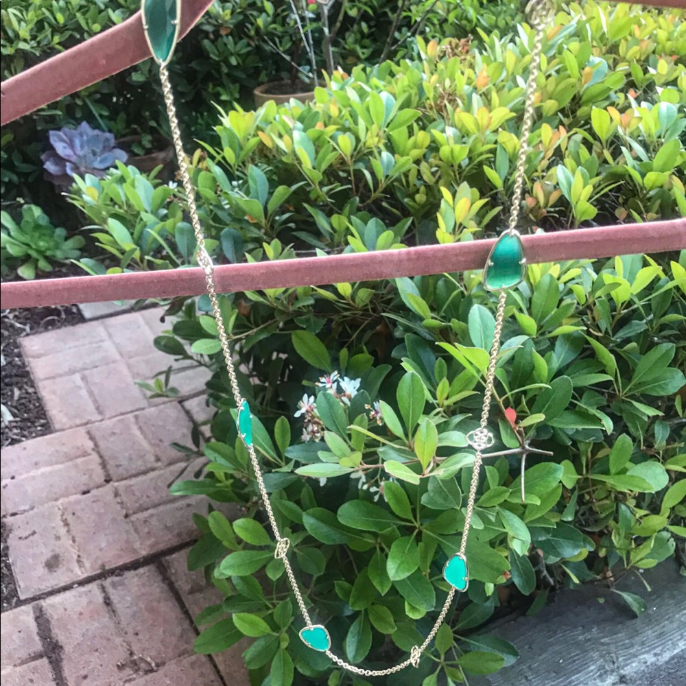 💚Kendra Scoot Kinley necklace 💚